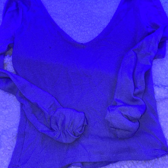 blue lowneck long sleeve - Picture 1 of 1